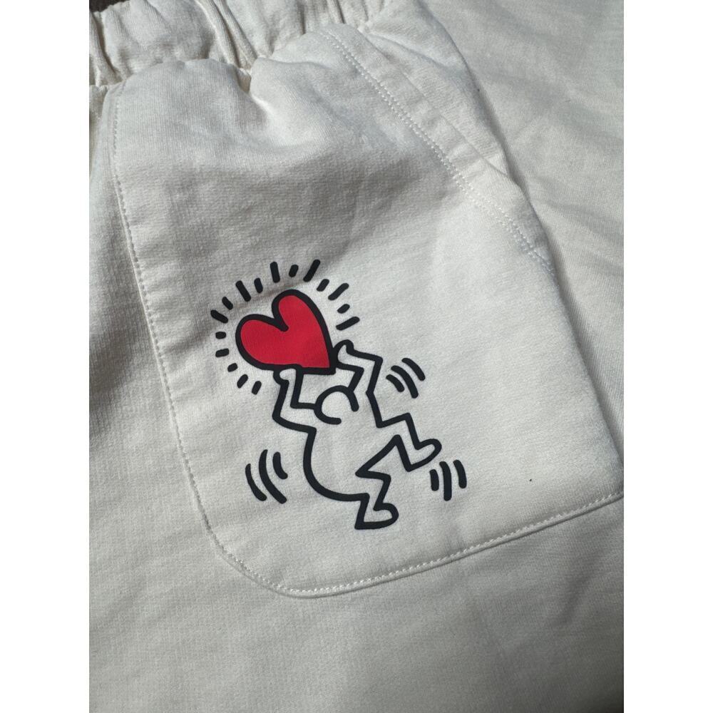 Keith Haring Women’s Large Cream Joggers Heart Graphic Sweatpants - Picture 3 of 8
